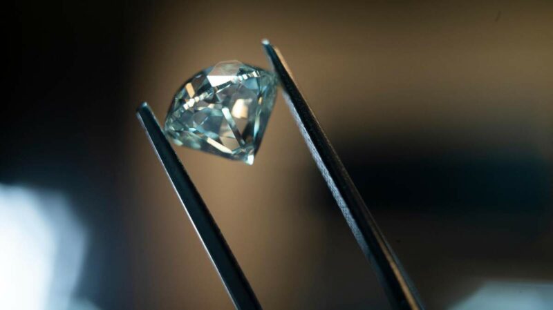 Decline in Prices for High-Clarity Diamonds Persists da 1
