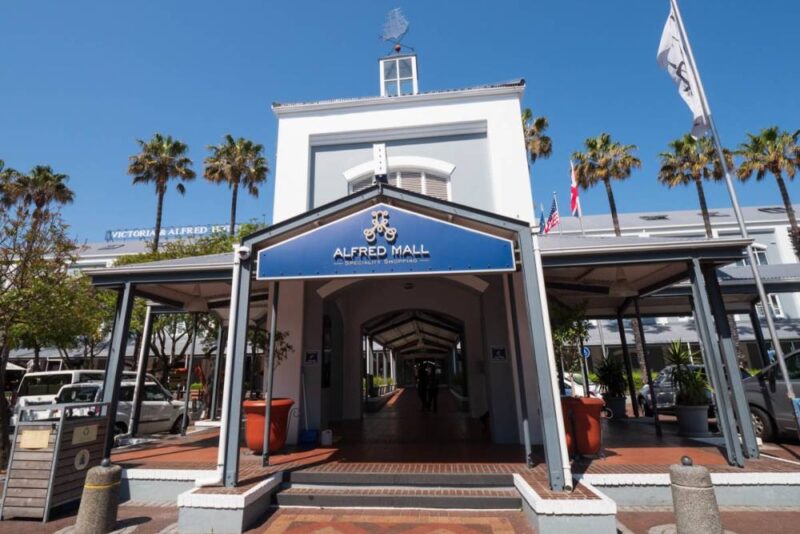 Jewellery Worth R1.3 Million Stolen from Cape Town Store alfred mall 8 (1)